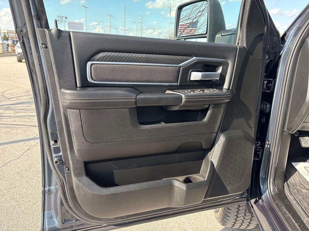 New 2026 RAM 2500 Big Horn image 8
