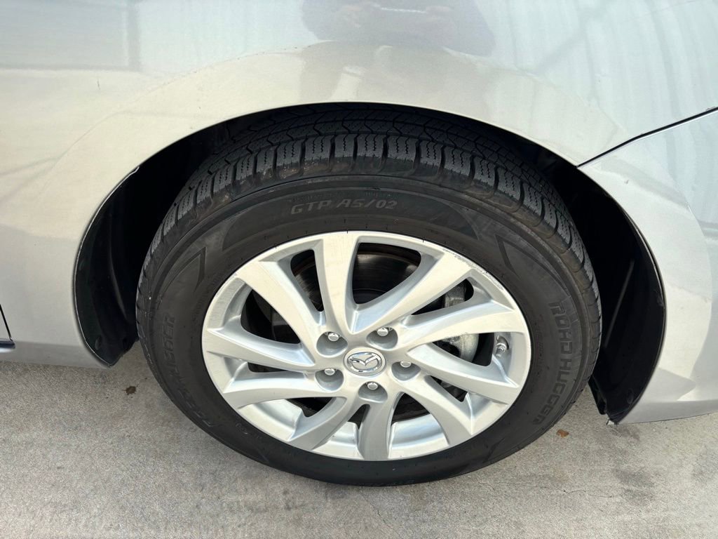 Used 2012 MAZDA MAZDA3 i Grand Touring image 12