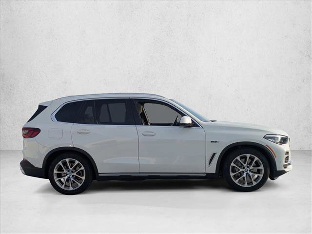 Used 2022 BMW X5 xDrive45e w/ Premium Package image 4