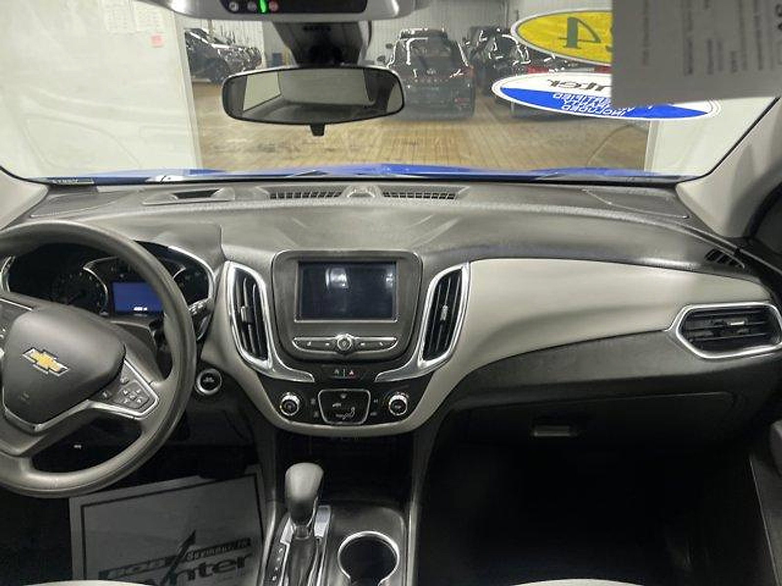 Used 2024 Chevrolet Equinox LS w/ LS Convenience Package FWD image 17