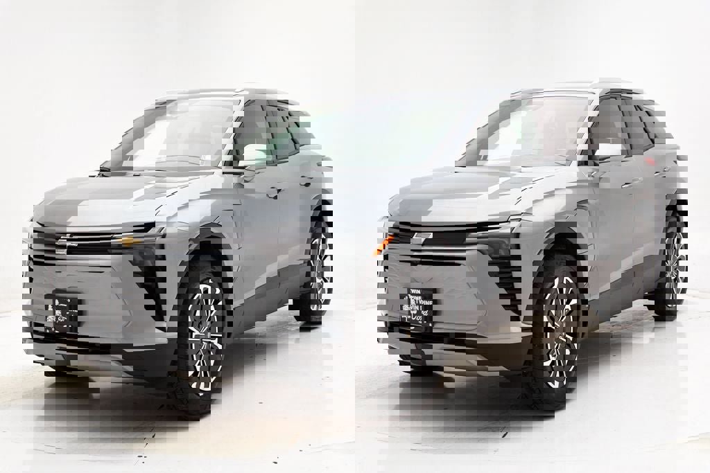 Used 2024 Chevrolet Blazer EV LT image 5