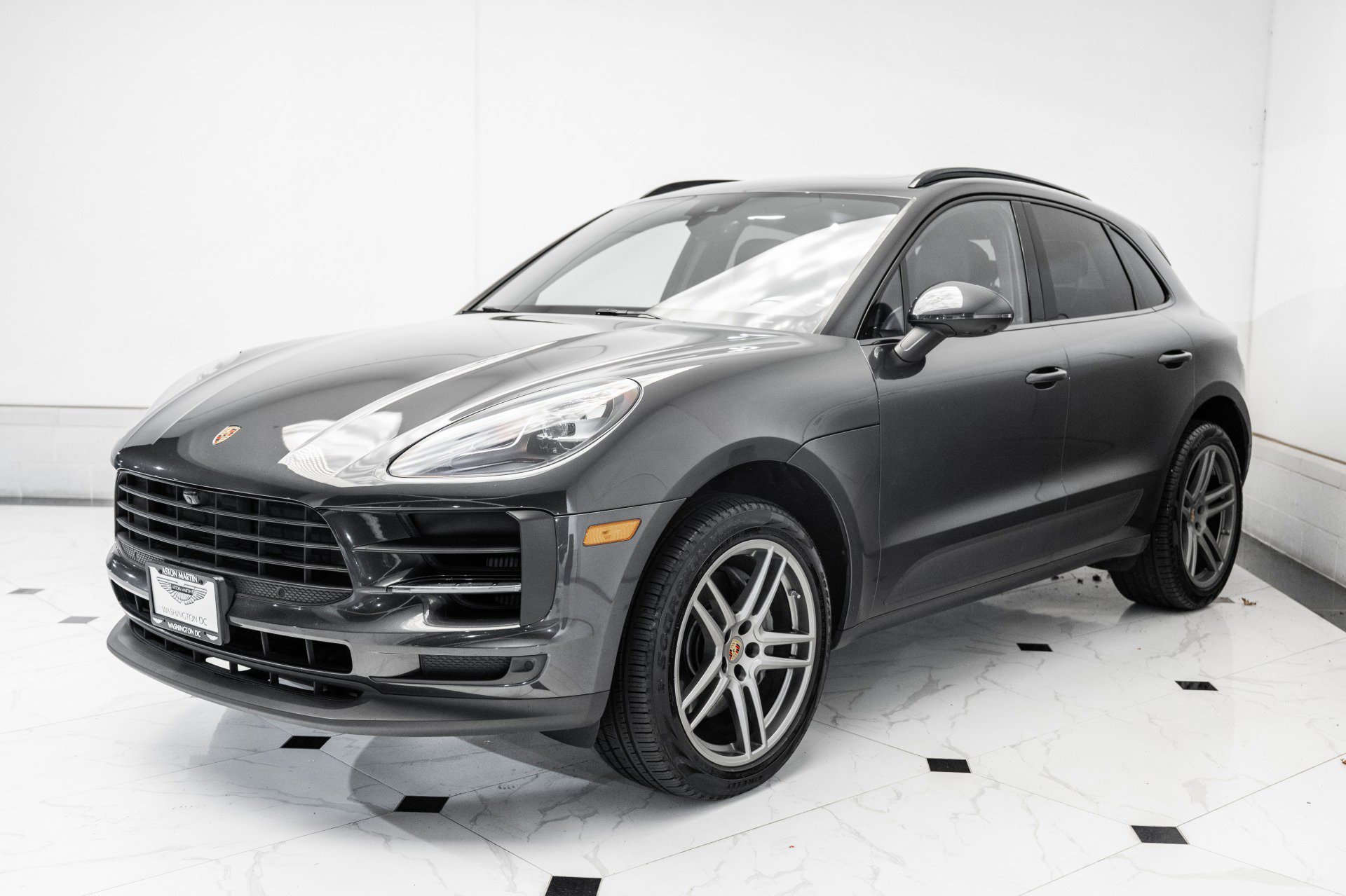 Used 2021 Porsche Macan S image 5