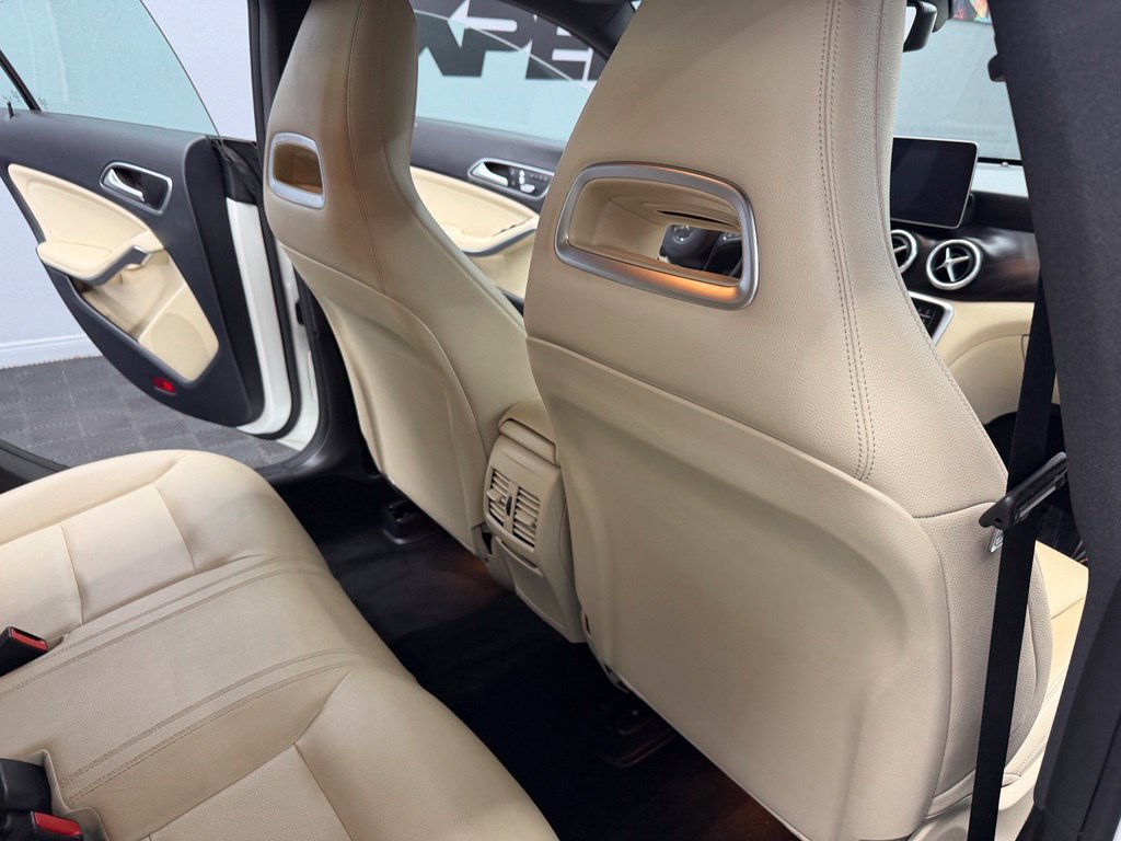Used 2019 Mercedes-Benz CLA 250 image 44