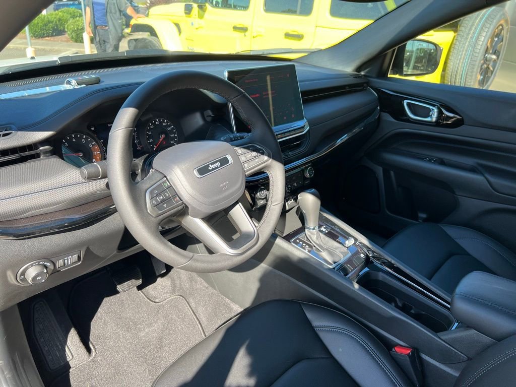 New 2026 Jeep Compass Limited AWD/4WD image 14