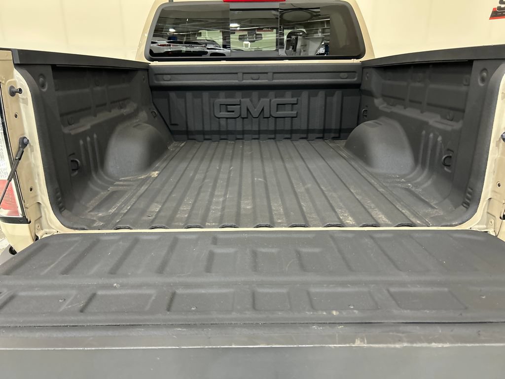 Used 2022 GMC Canyon AT4 AWD/4WD image 5