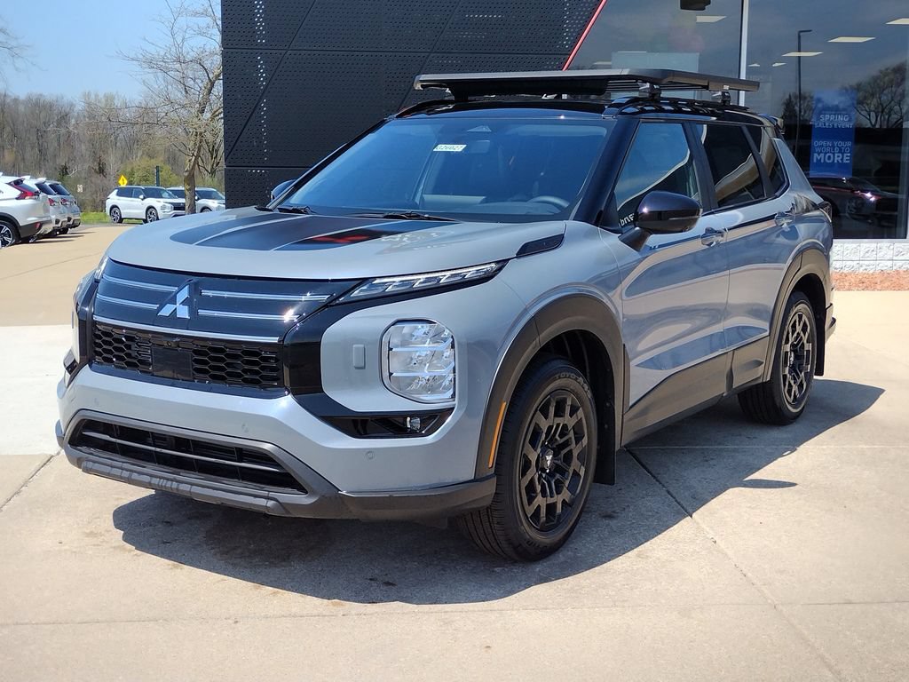 New 2026 Mitsubishi Outlander AWD image 1