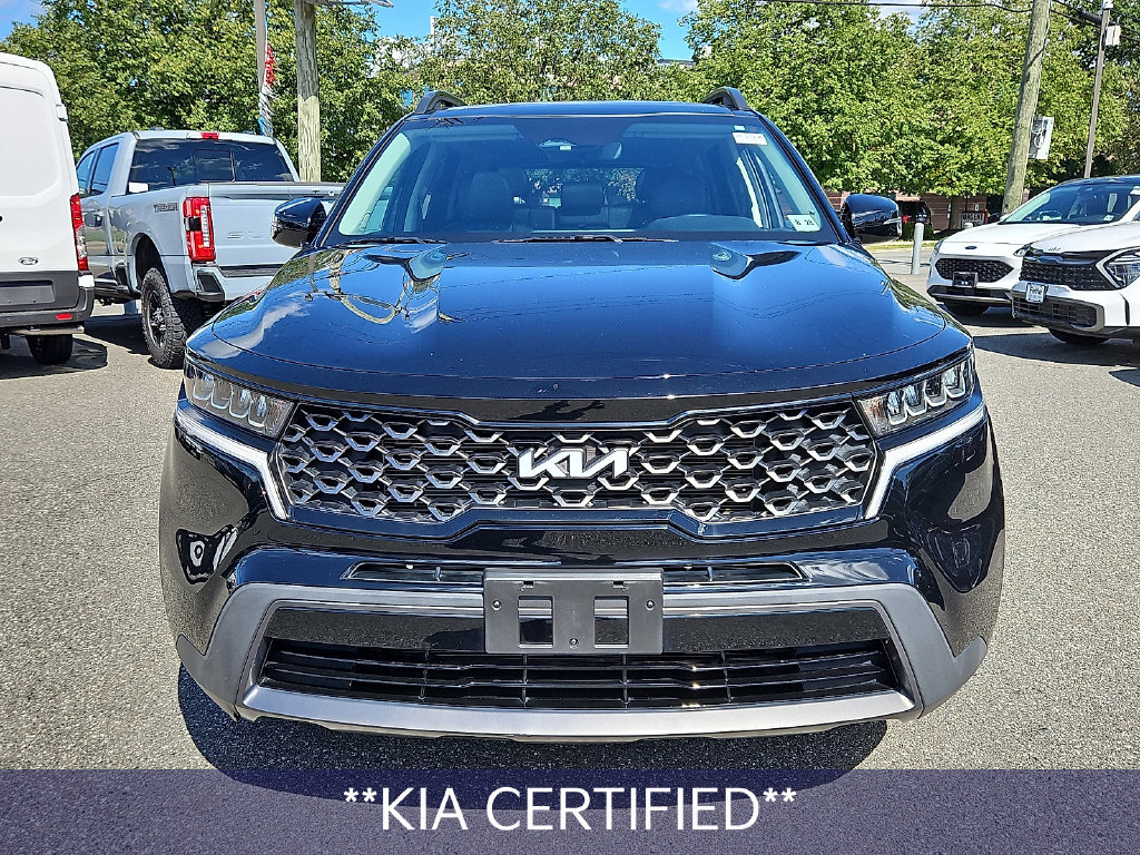 Certified 2023 Kia Sorento S w/ Panoramic Sunroof Package AWD/4WD image 3