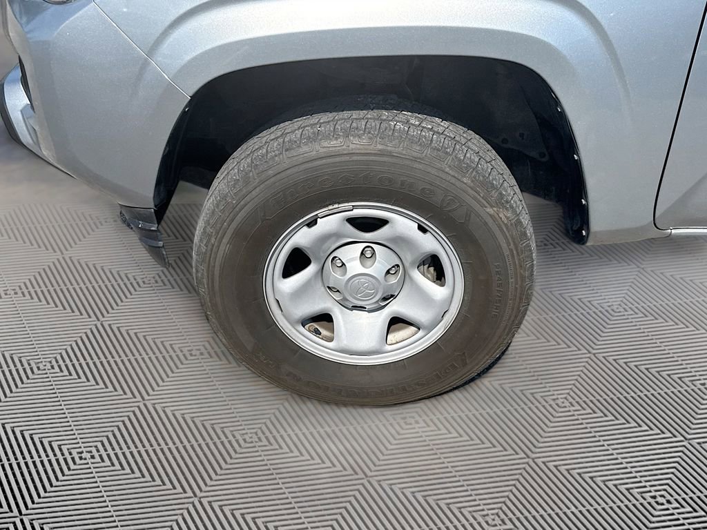 Used 2023 Toyota Tacoma SR image 28