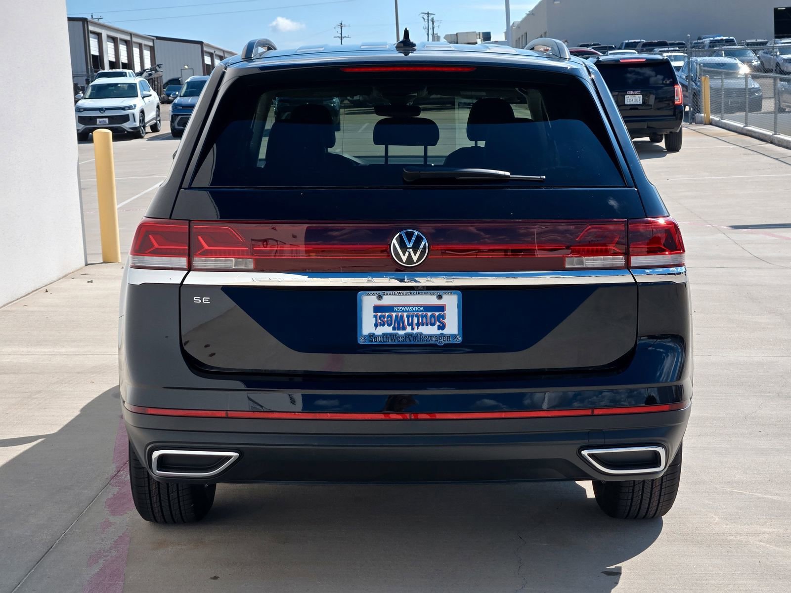 New 2026 Volkswagen Atlas SE image 6