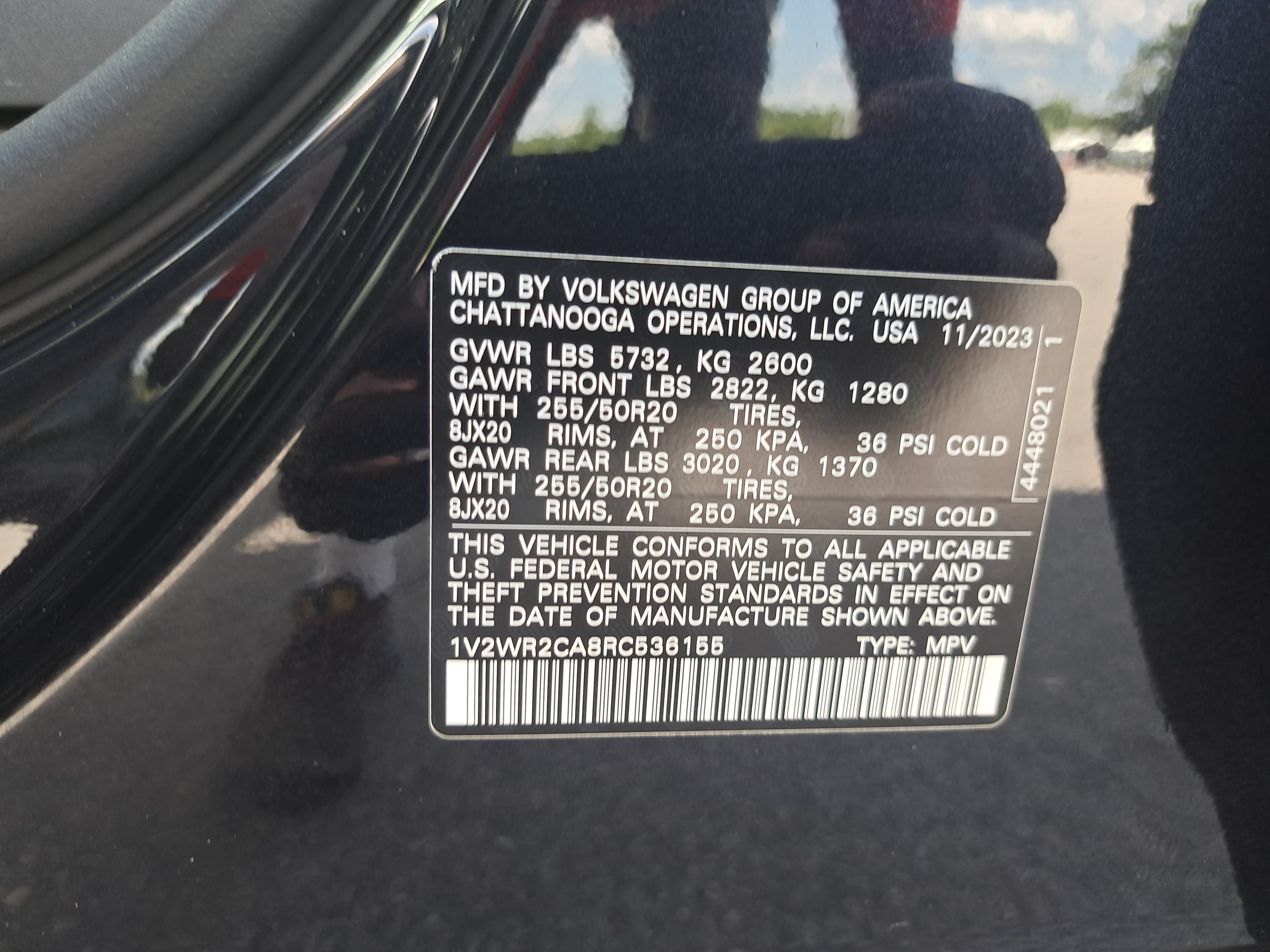 Certified 2024 Volkswagen Atlas SE FWD image 37