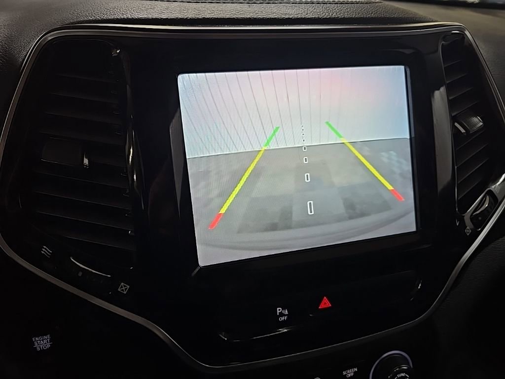 Used 2019 Jeep Cherokee Limited AWD/4WD image 24