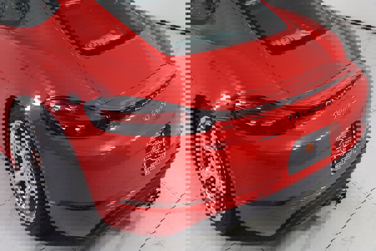 Used 2023 Porsche 718 Cayman S w/ Sport Chrono Package image 30