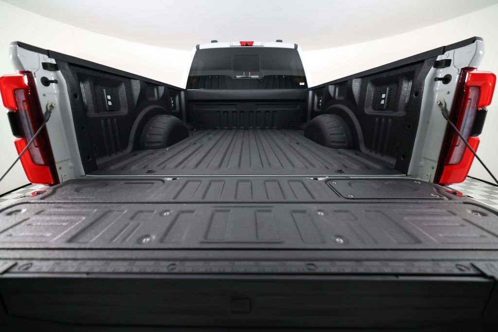 Used 2026 Ford F250 Platinum image 7
