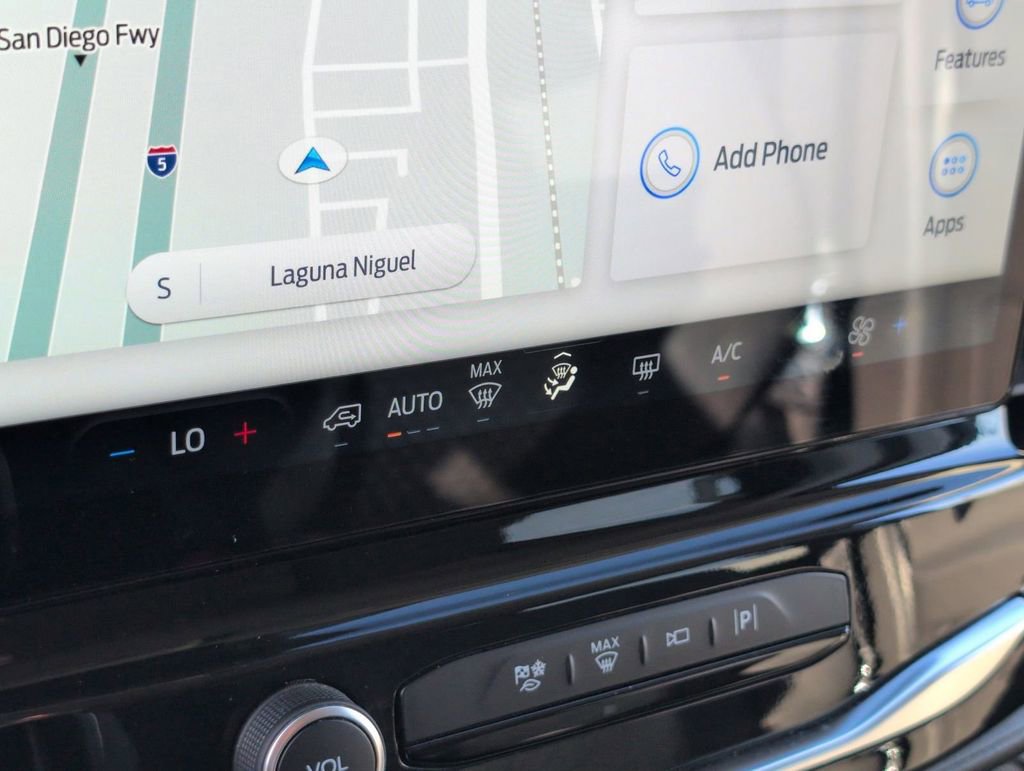 Used 2023 Ford Transit 350 XLT image 12