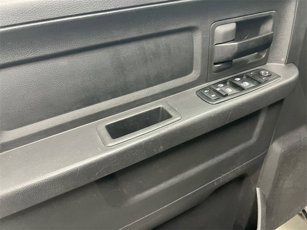 Used 2010 Dodge Ram 1500 Truck ST w/ SXT Appearance Group image 19