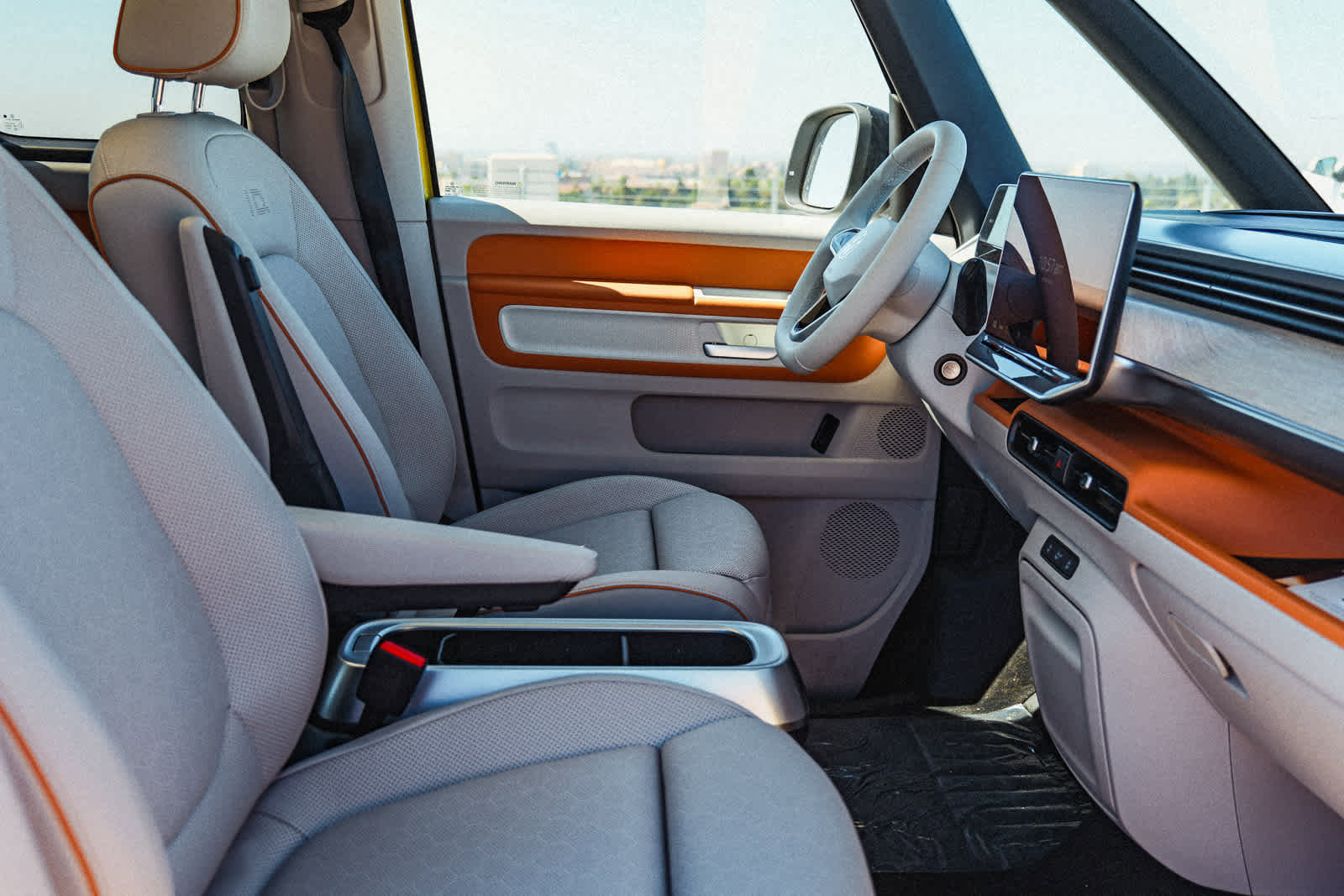 New 2025 Volkswagen ID. Buzz 1st Edition image 18