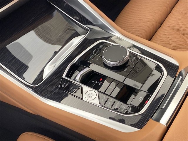 New 2026 BMW X6 xDrive40i w/ Climate Comfort Package image 22