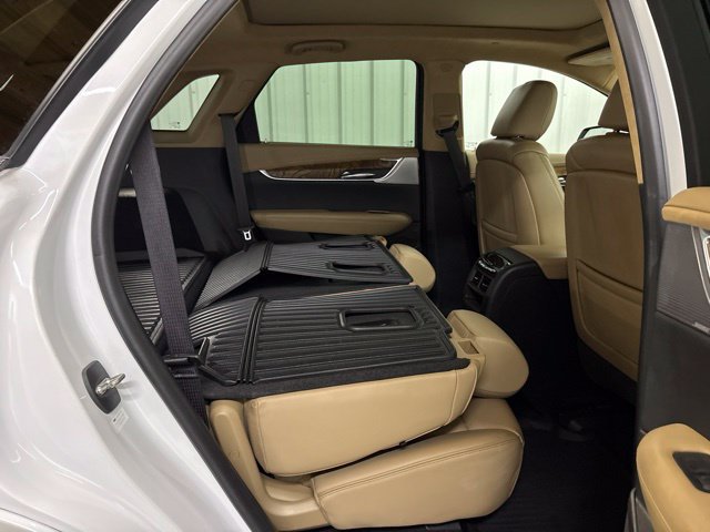 Used 2021 Cadillac XT5 Sportv w/ Platinum Package AWD/4WD image 17