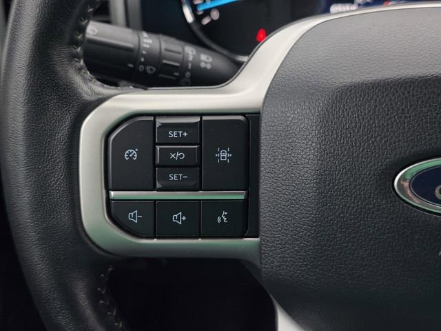 Used 2024 Ford Expedition XLT RWD image 18