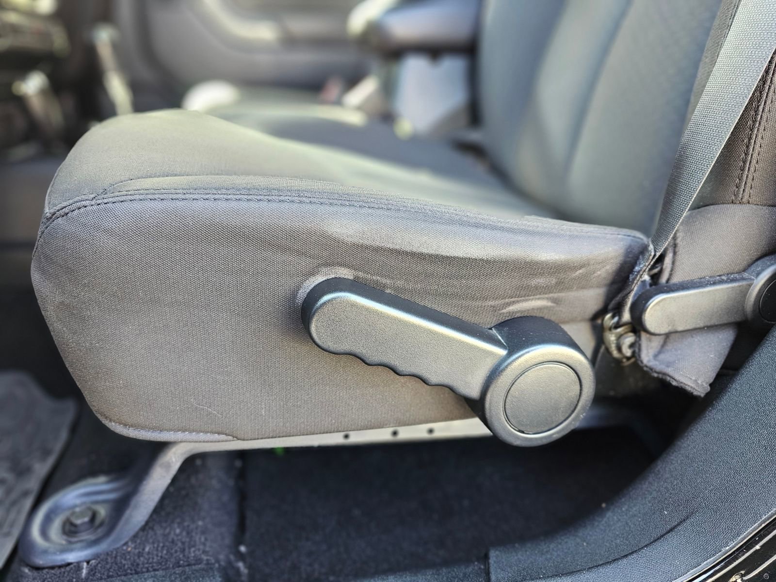 Used 2018 Jeep Wrangler Unlimited Sport S image 21