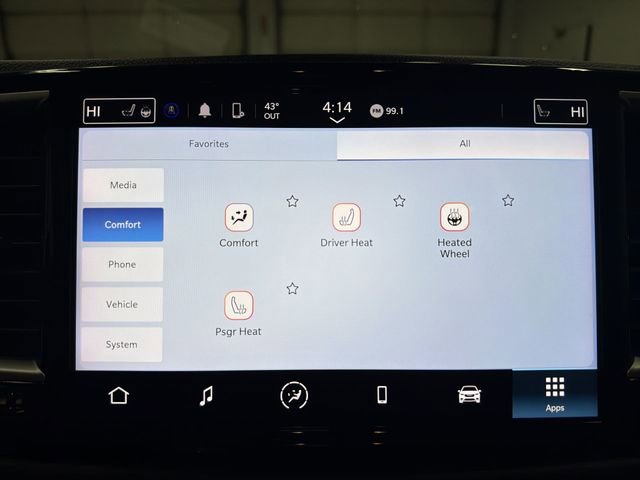 Used 2024 Chrysler Pacifica Touring-L image 31