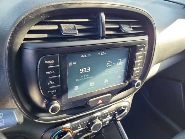 Used 2020 Kia Soul LX FWD image 29