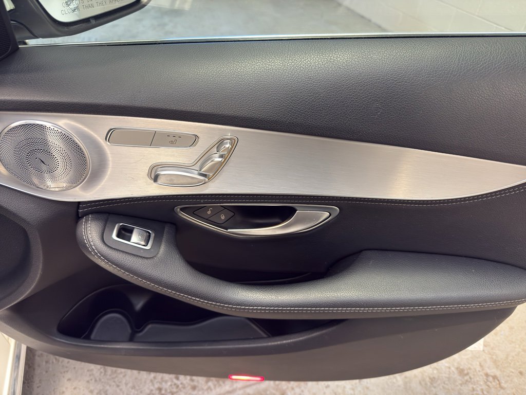 Used 2015 Mercedes-Benz C 300 4MATIC Sedan image 21