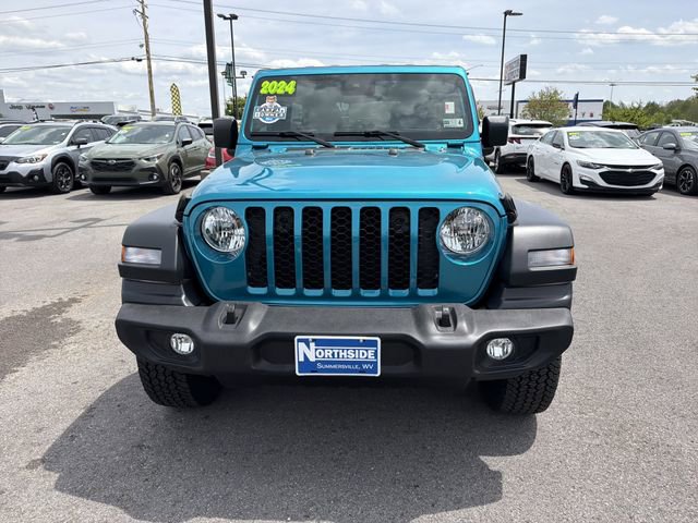 Used 2024 Jeep Wrangler Unlimited Sport AWD/4WD image 2
