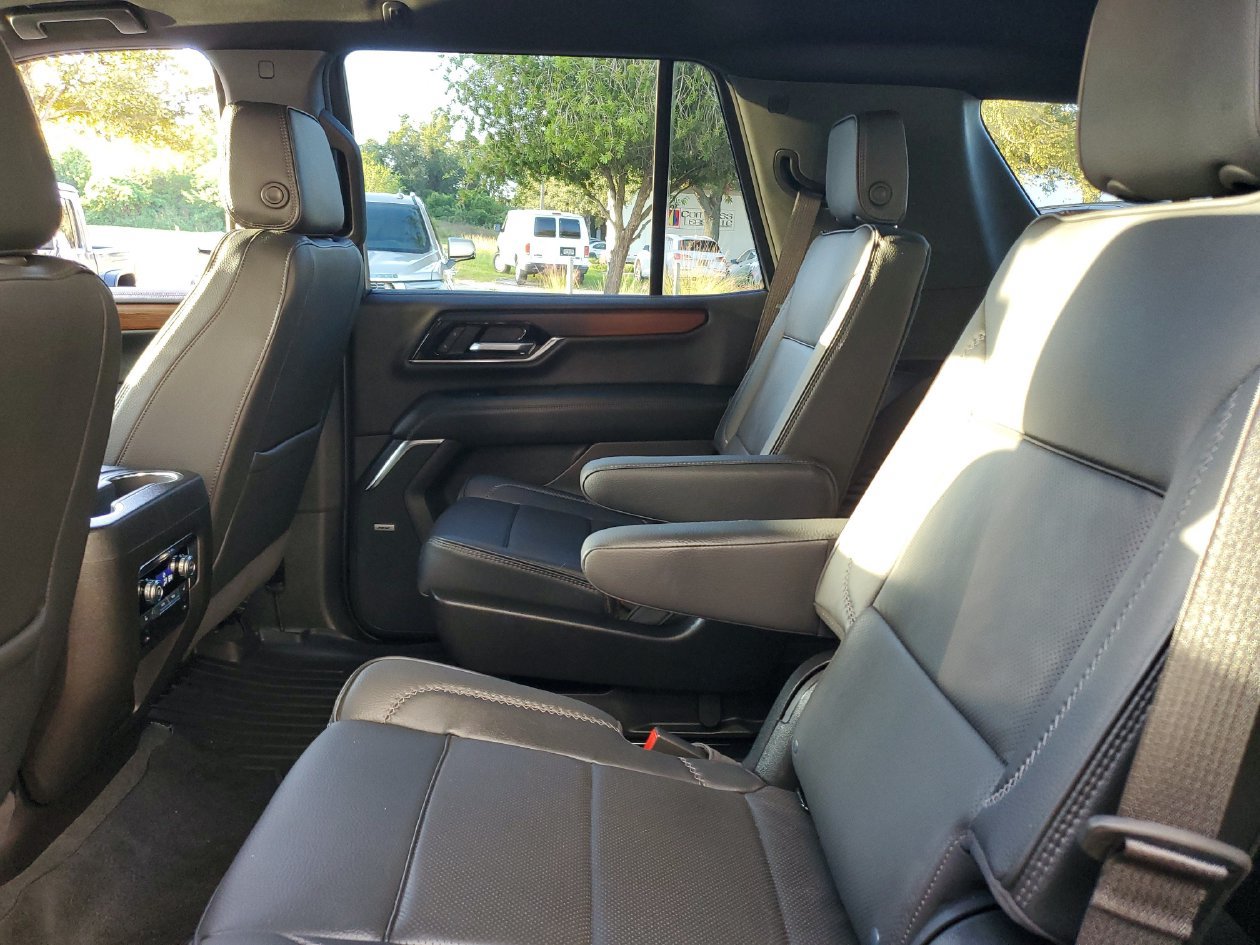 Used 2026 GMC Yukon Denali w/ LPO, Floor Liner Package RWD image 10