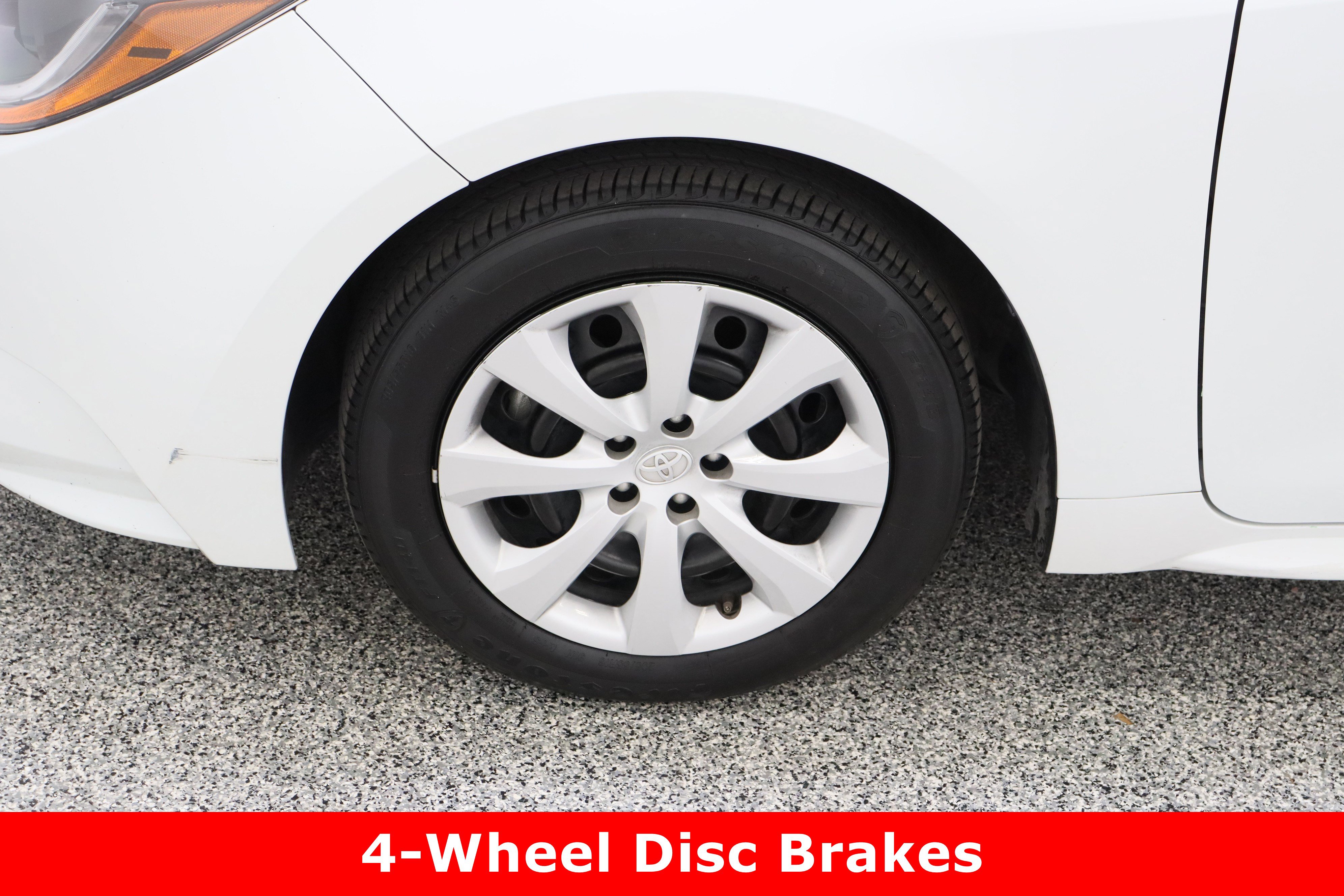 Used 2024 Toyota Corolla LE image 11