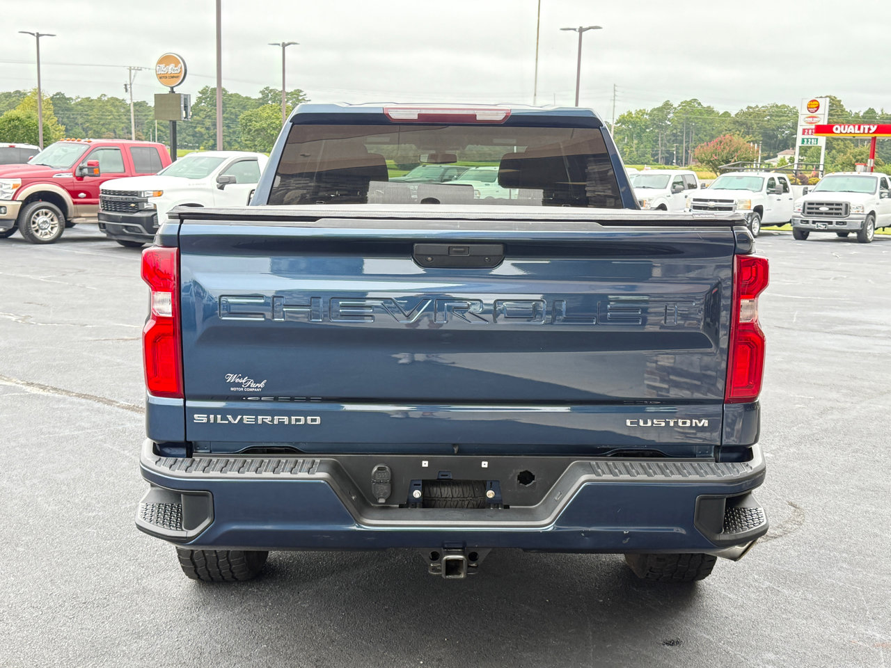 Used 2019 Chevrolet Silverado 1500 Custom w/ Custom Value Package image 4