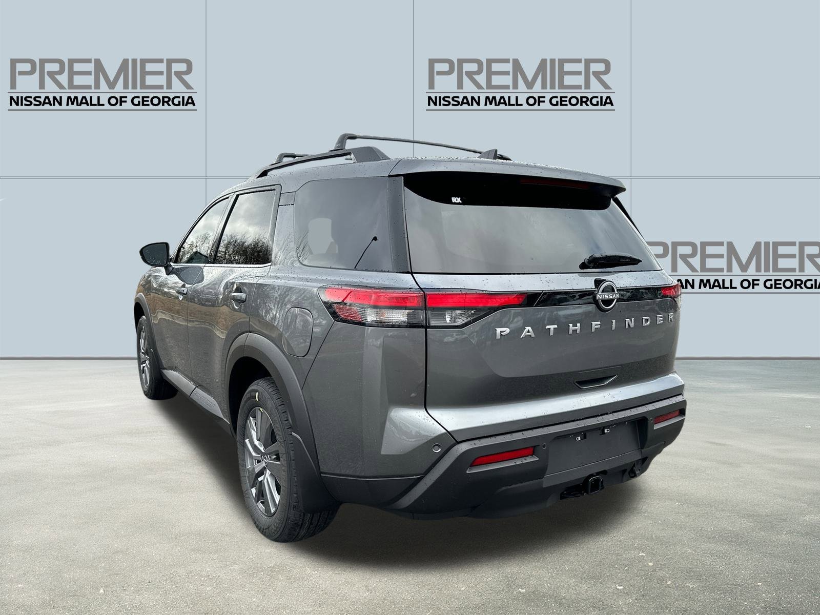 New 2025 Nissan Pathfinder SV w/ SV Premium Package image 7
