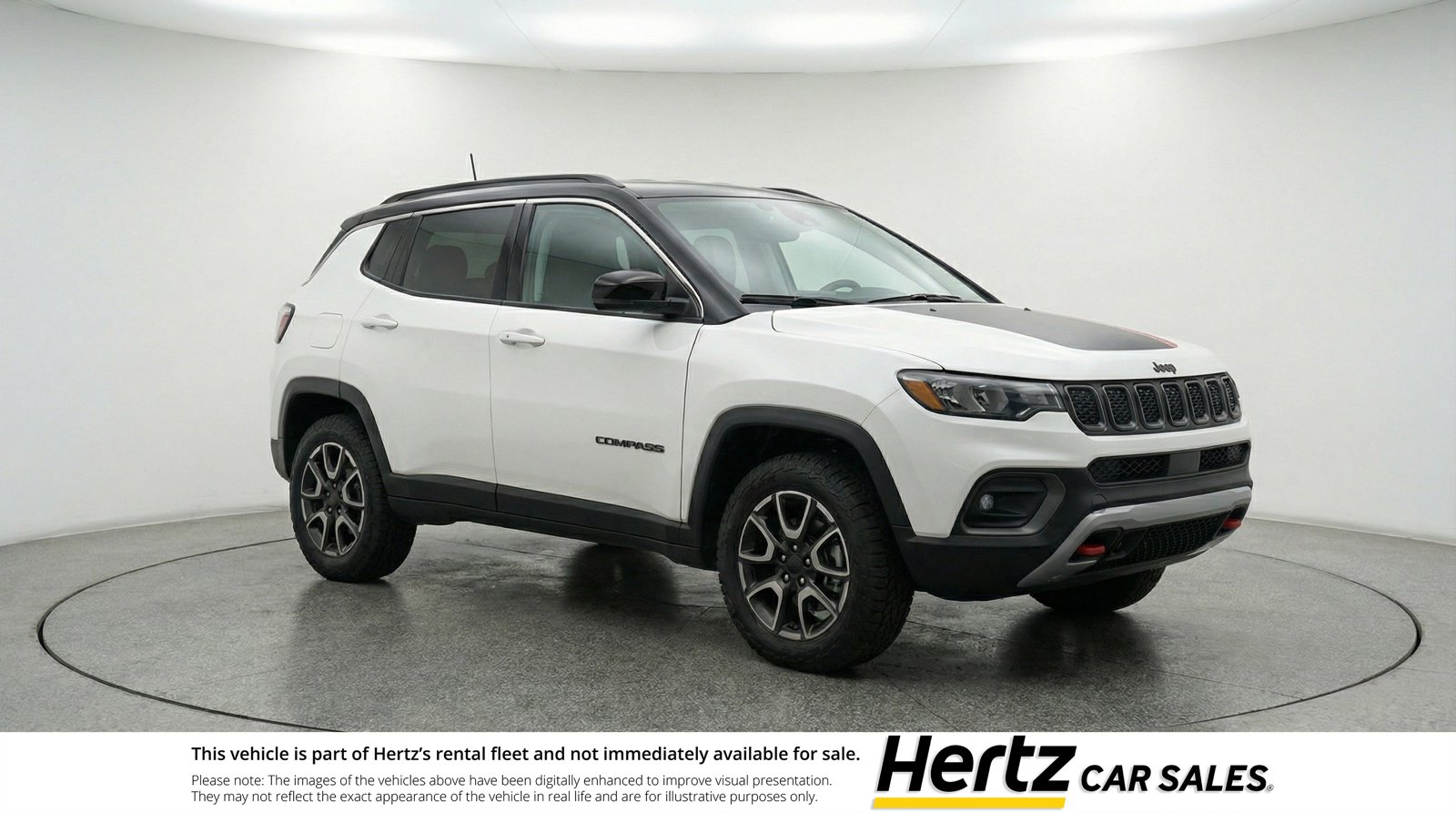 Used 2025 Jeep Compass Trailhawk AWD/4WD image 1