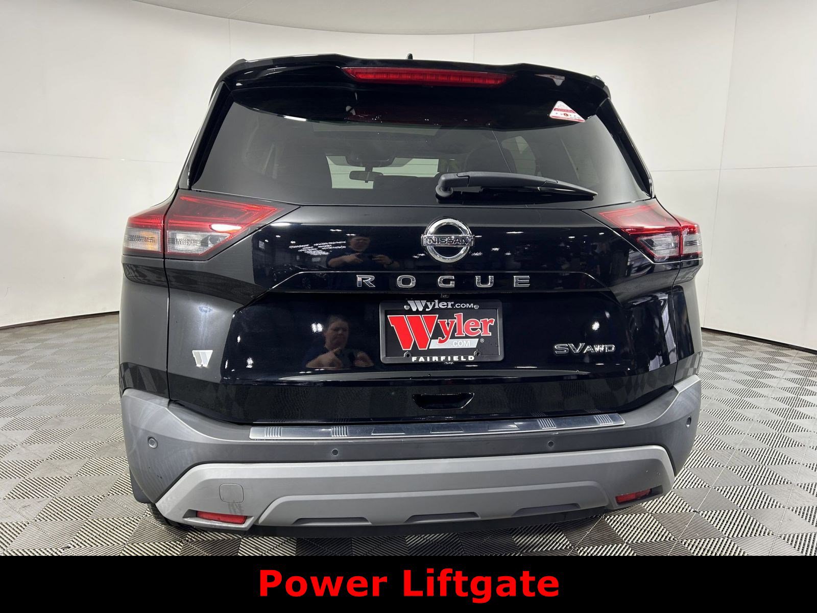 Certified 2021 Nissan Rogue SV w/ Premium Package image 9