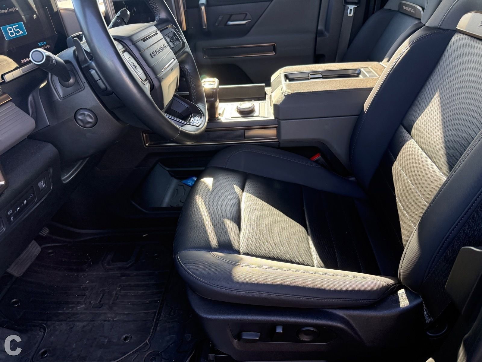 Used 2024 GMC Hummer EV 3X AWD/4WD image 14