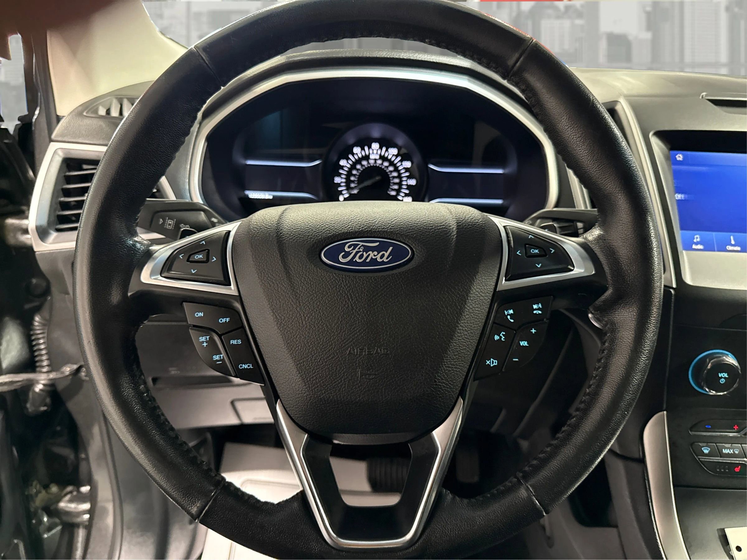 Used 2019 Ford Edge SEL w/ Cargo Accessory Package image 17