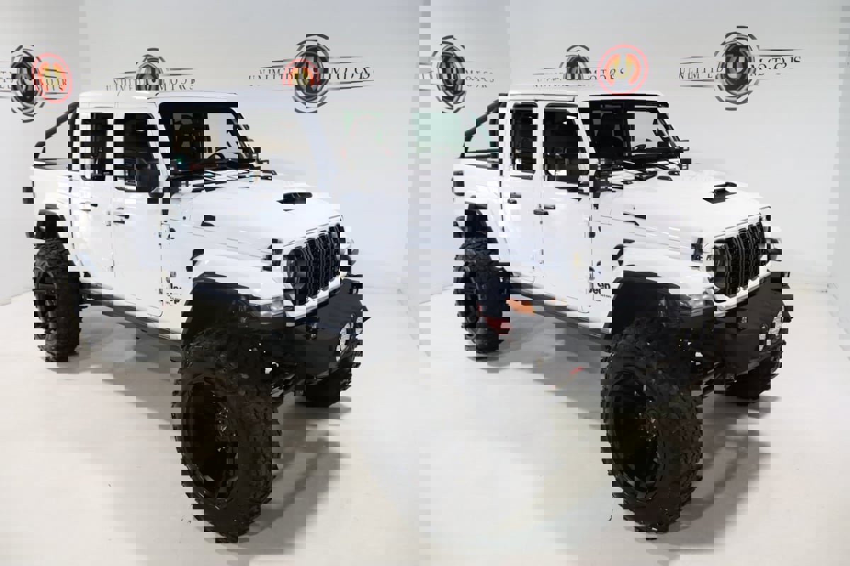 Used 2025 Jeep Gladiator Sport image 88
