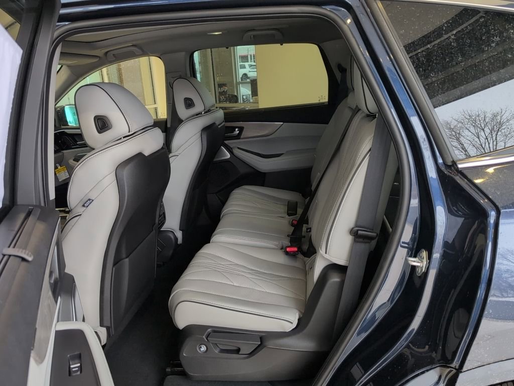 New 2026 Acura MDX w/ Advance Package image 11