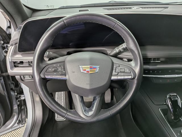 Used 2025 Cadillac XT4 Premium Luxury FWD image 17