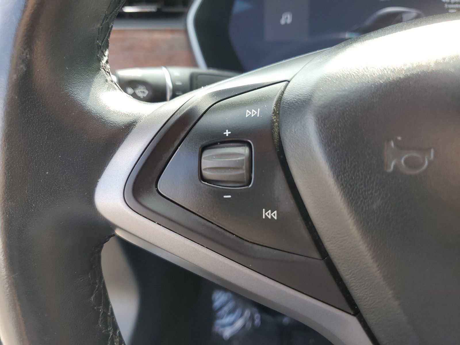 Used 2021 Tesla Model S Long Range Plus image 27