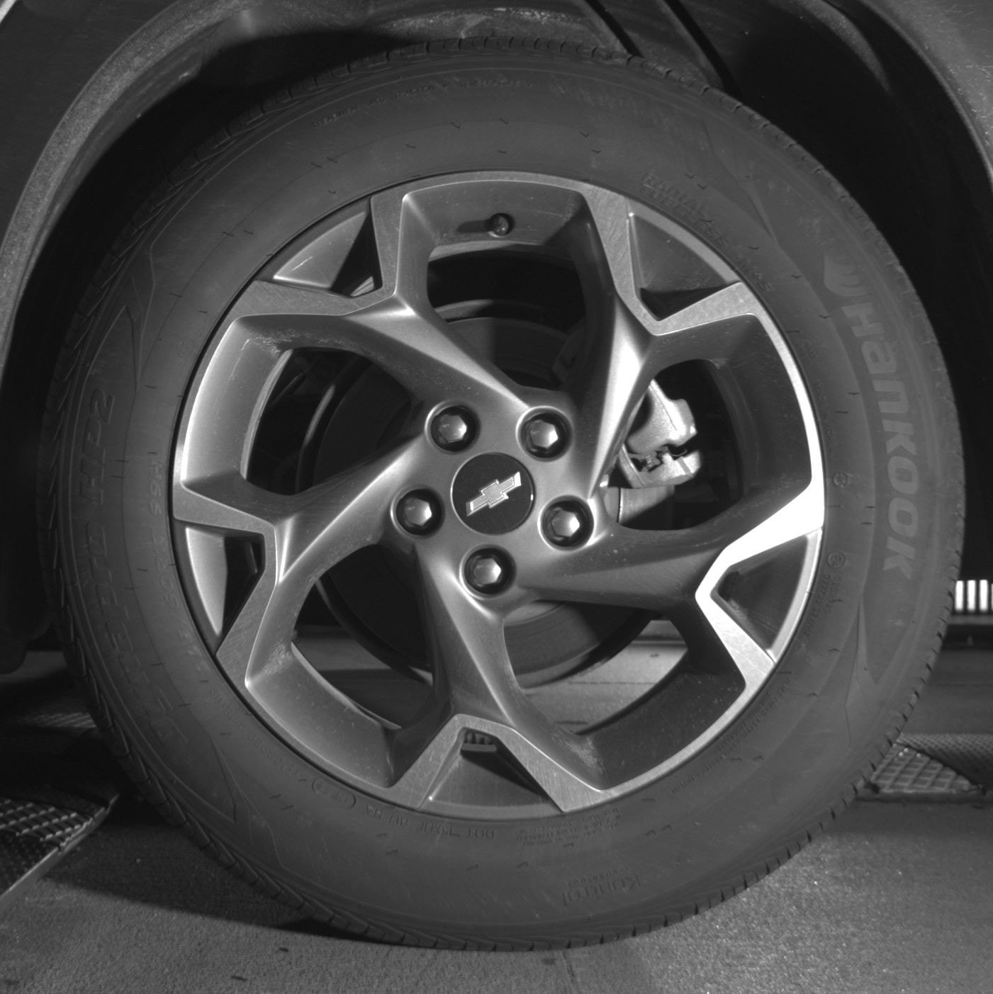 Used 2025 Chevrolet Trax LT FWD image 11