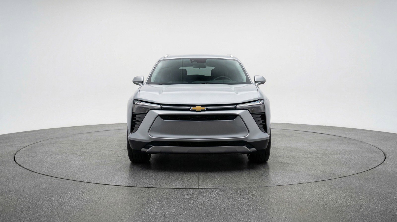 Used 2025 Chevrolet Blazer LT FWD image 2