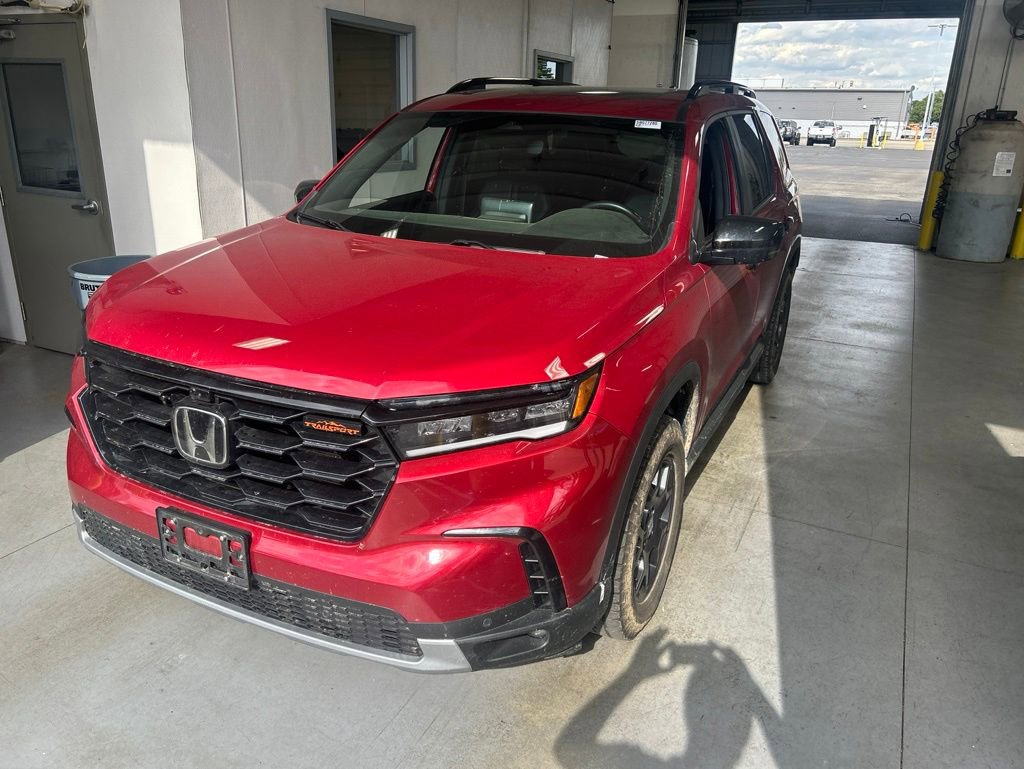 Used 2025 Honda Pilot TrailSport