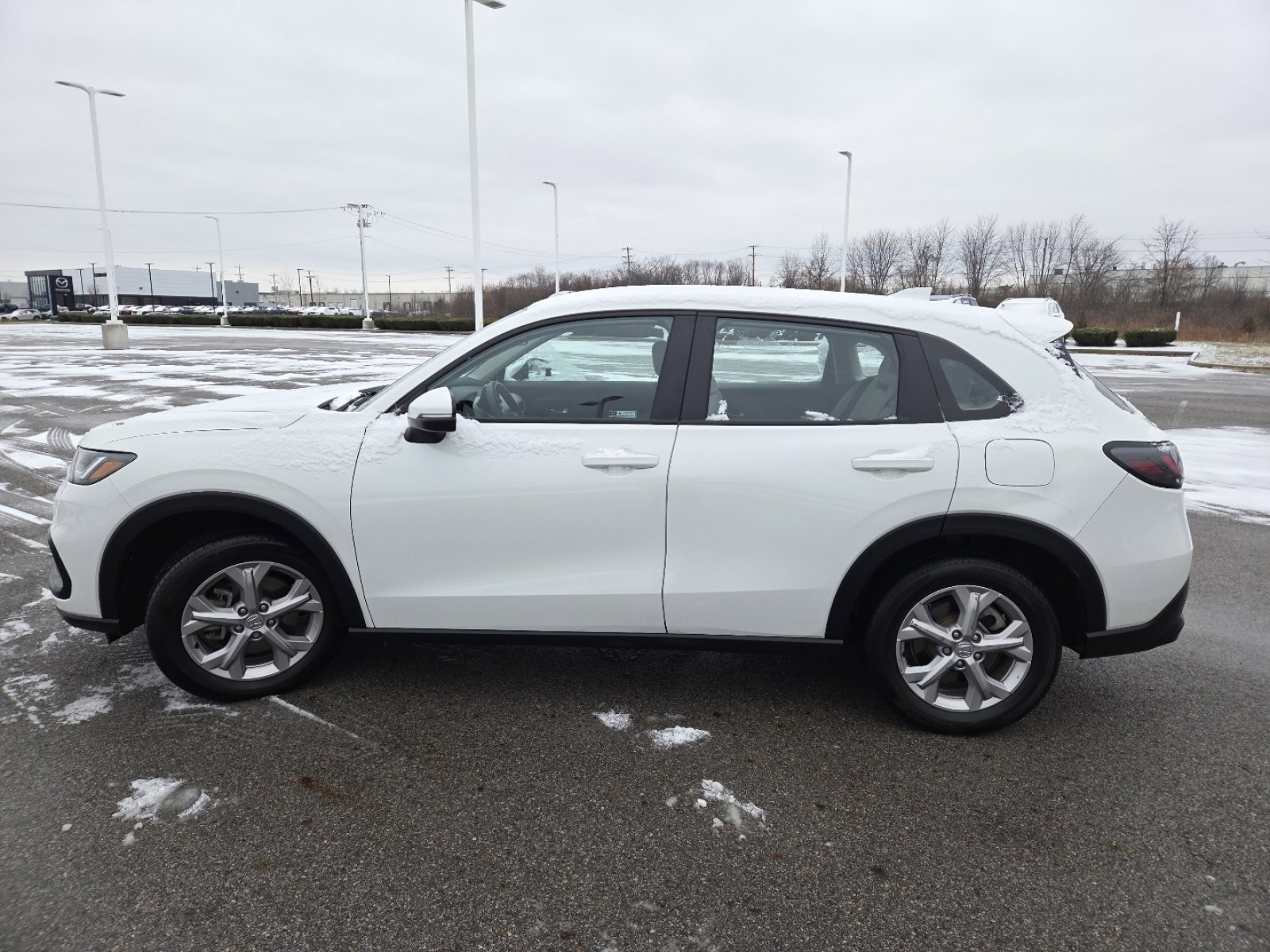 Used 2024 Honda HR-V LX image 12