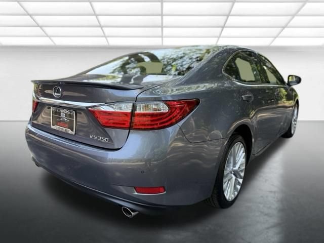 Used 2014 Lexus ES 350 w/ Luxury Package FWD image 6