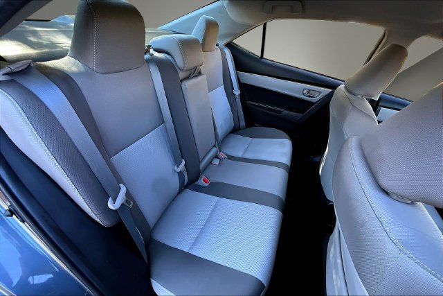 Used 2019 Toyota Corolla LE FWD image 25