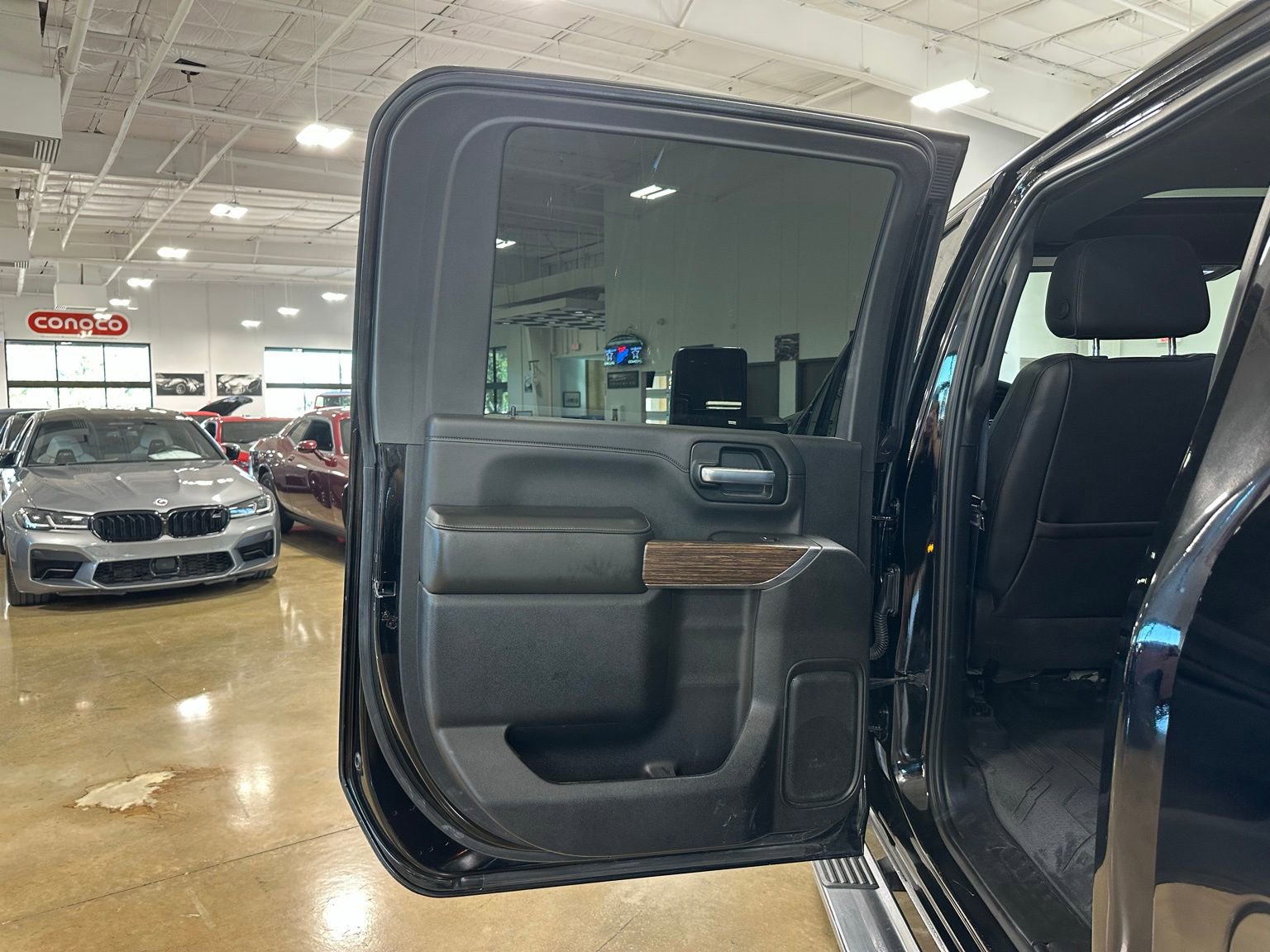 Used 2021 Chevrolet Silverado 3500 High Country image 37