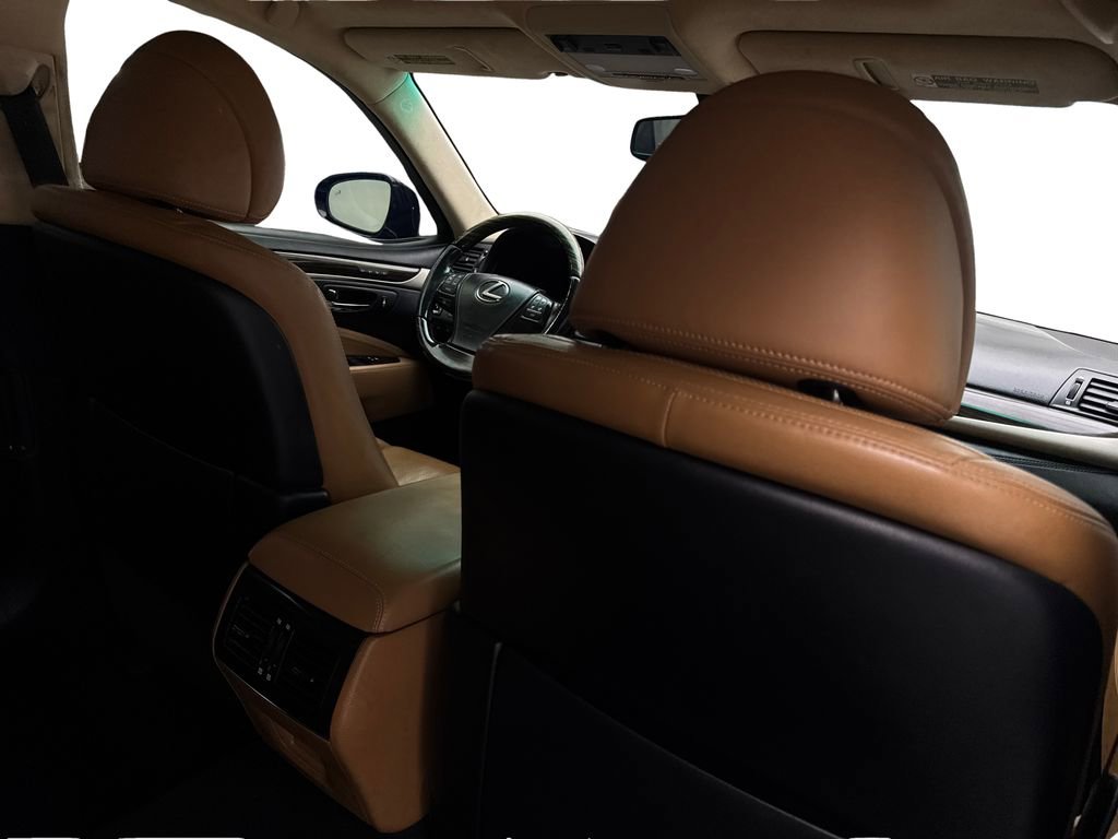 Used 2013 Lexus LS 460 L w/ Preferred Accessory Package image 41