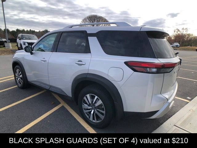 Used 2022 Nissan Pathfinder SL image 4