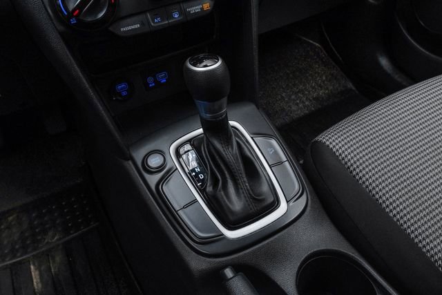 Used 2021 Hyundai Kona SE FWD image 25
